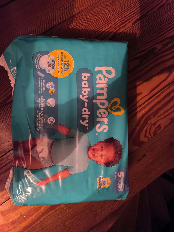Couches Pampers Baby dry taille 5 - photo numéro 3