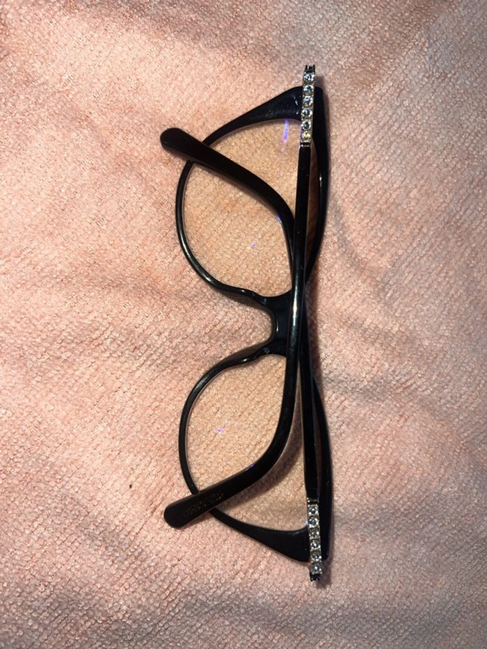 Lunette manque 1 strass . - photo numéro 5