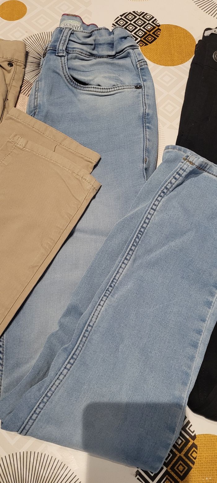 3 pantalons - photo numéro 3