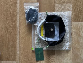 Sac à main femme Longchamps, toile noire / cuir noir.