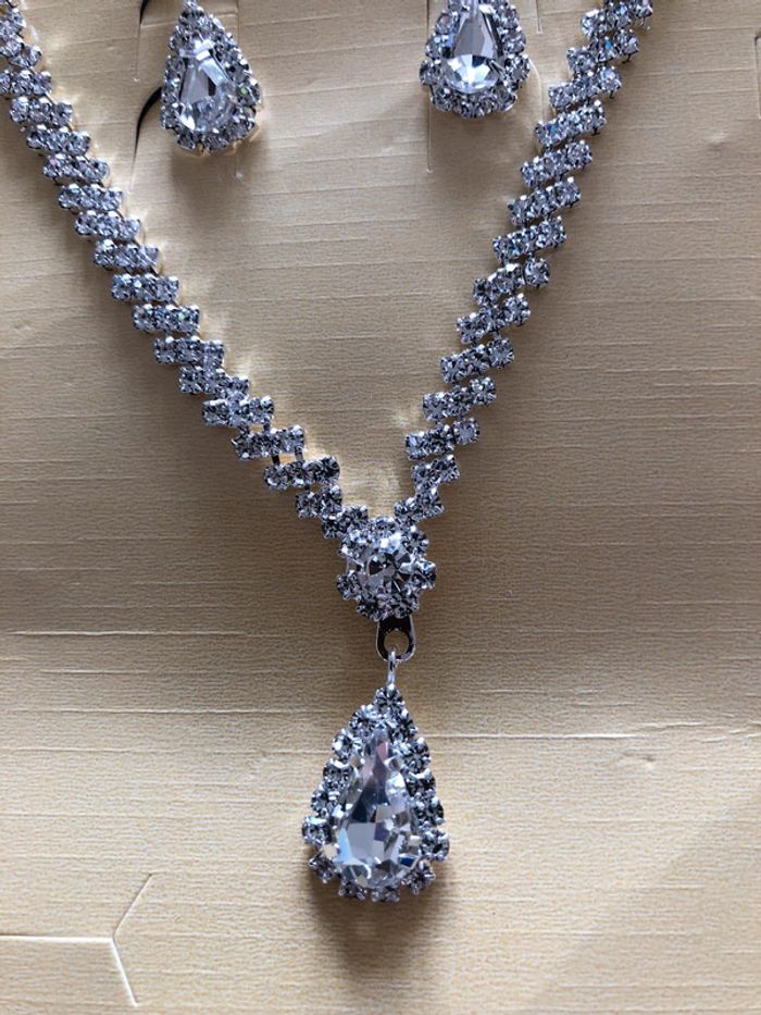 Parure de bijoux - photo numéro 2