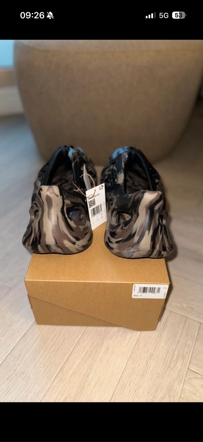 Yeezy foam RNR - Mx cinder - photo numéro 3