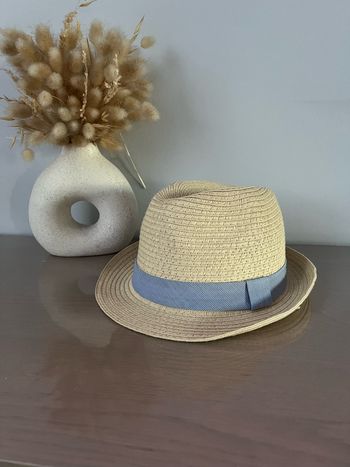 Chapeau en paille petit bateau 12/18 mois neuf