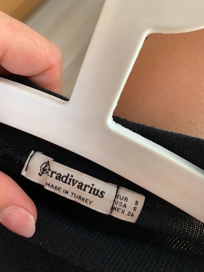 Pull bimatière stradivarius t.S noir tbe - photo numéro 2