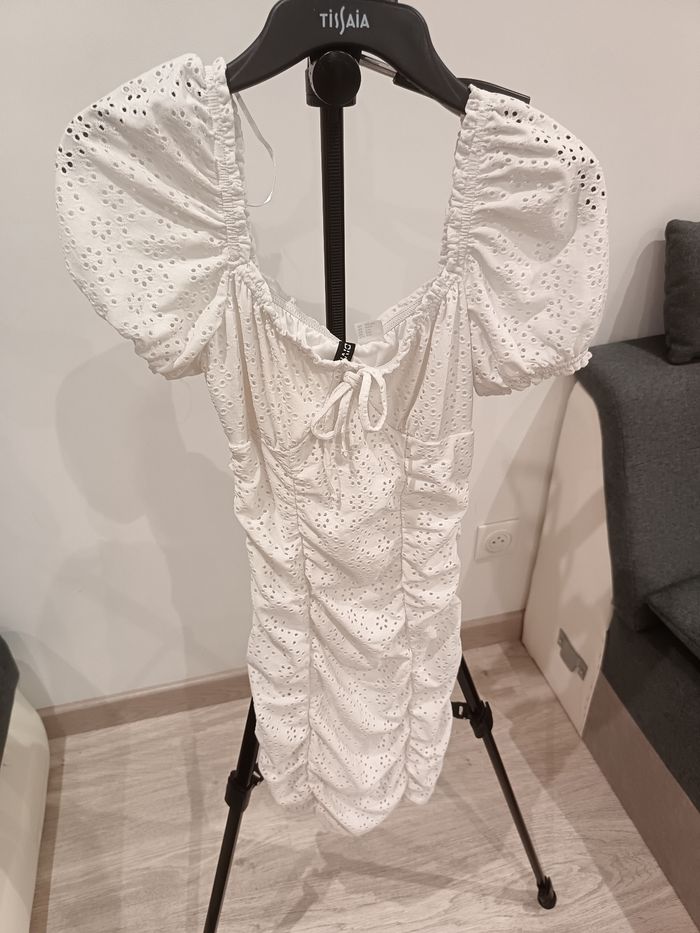 Très belle robe blanche xxs H&M