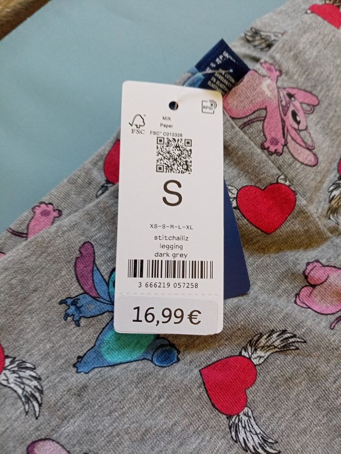 Lot 2 leggins disney pyjama taille S - photo numéro 7