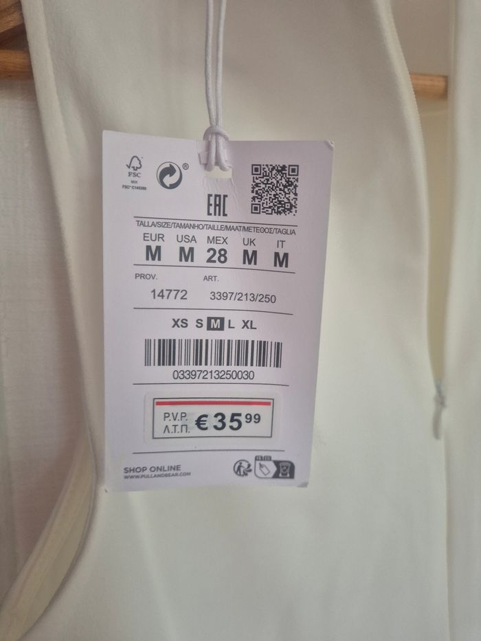 Robe blanche Pull&Bear - photo numéro 2