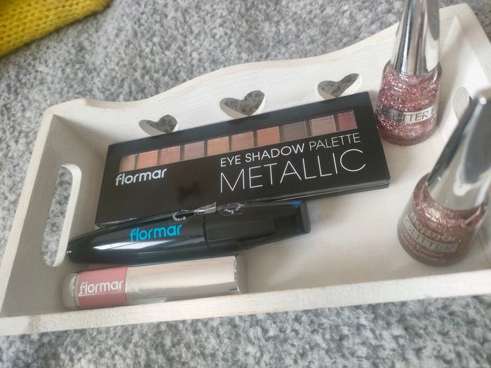 Lots maquillage - photo numéro 3