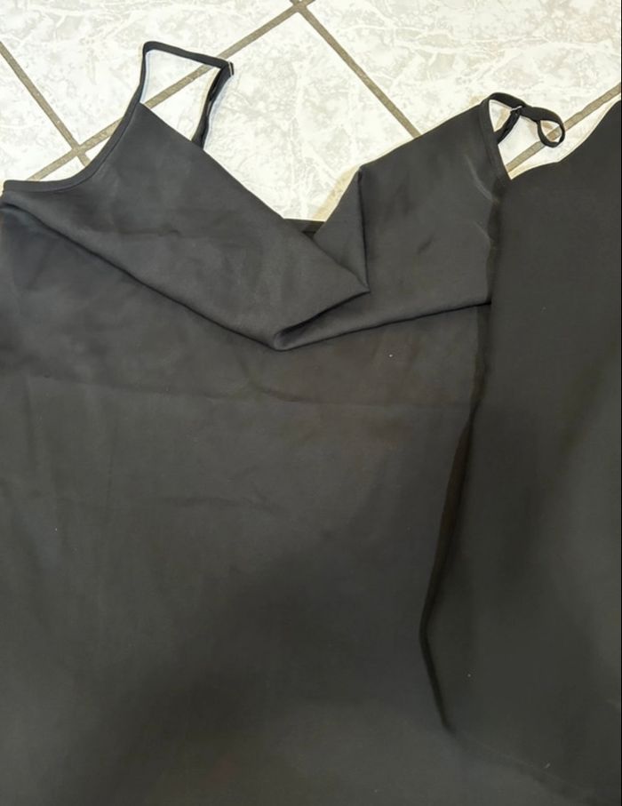 Lot de 2 tops noirs – Taille S - Neufs sans étiquette - photo numéro 2