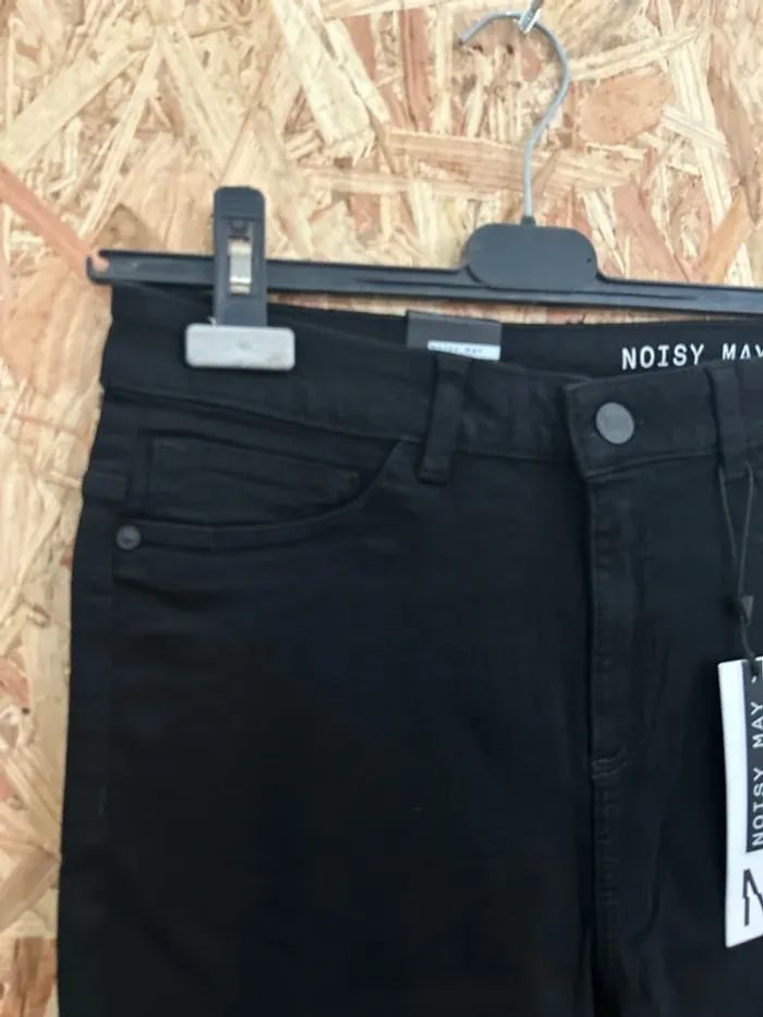 Jeans skinny noir - photo numéro 2