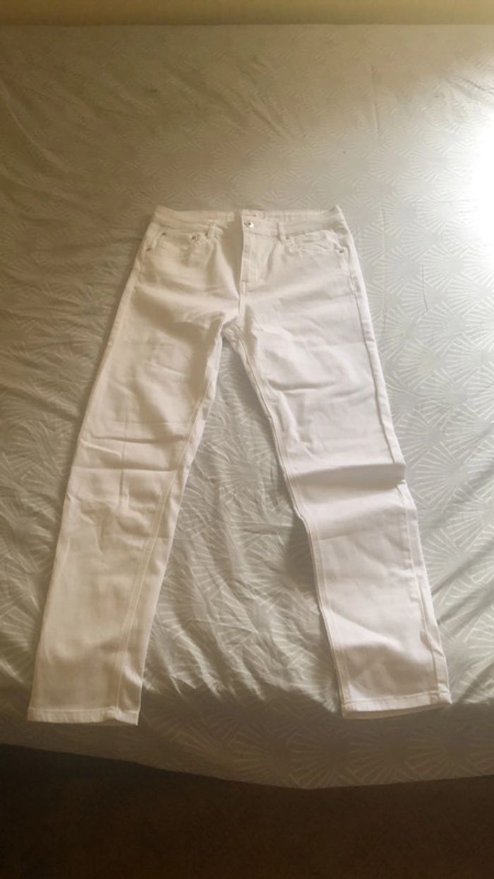 Jean slim « push up » blanc Jennyfer 40