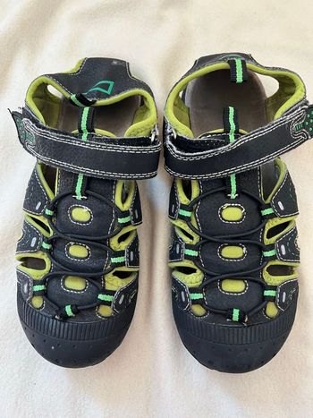 Sandale nu pied 35