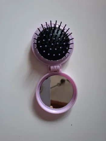 Brosse cheveux