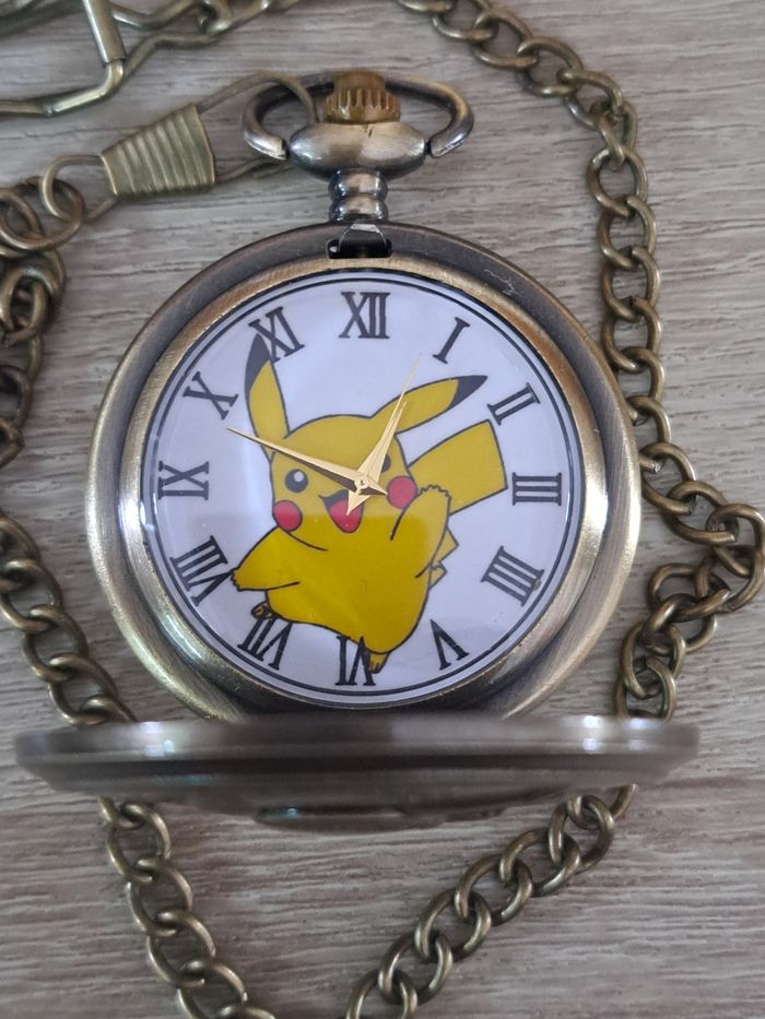 Montre à gousset Pokémon Pikachu vendue avec un coffret cadeau - photo numéro 5