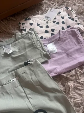 Lot de pyjamas