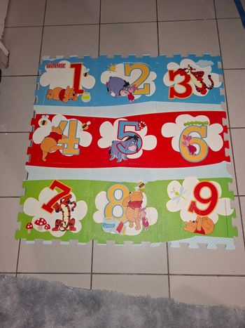 Tapis enfants mousse Winnie L'ourson neuf 