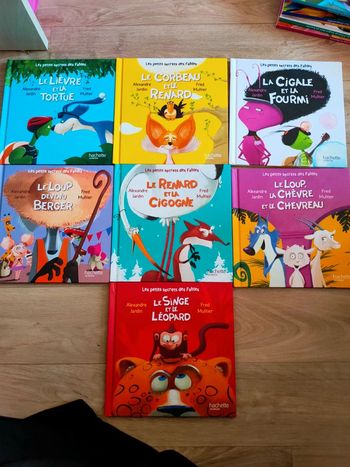 Lot 7 livres d après Jean de la fontaine