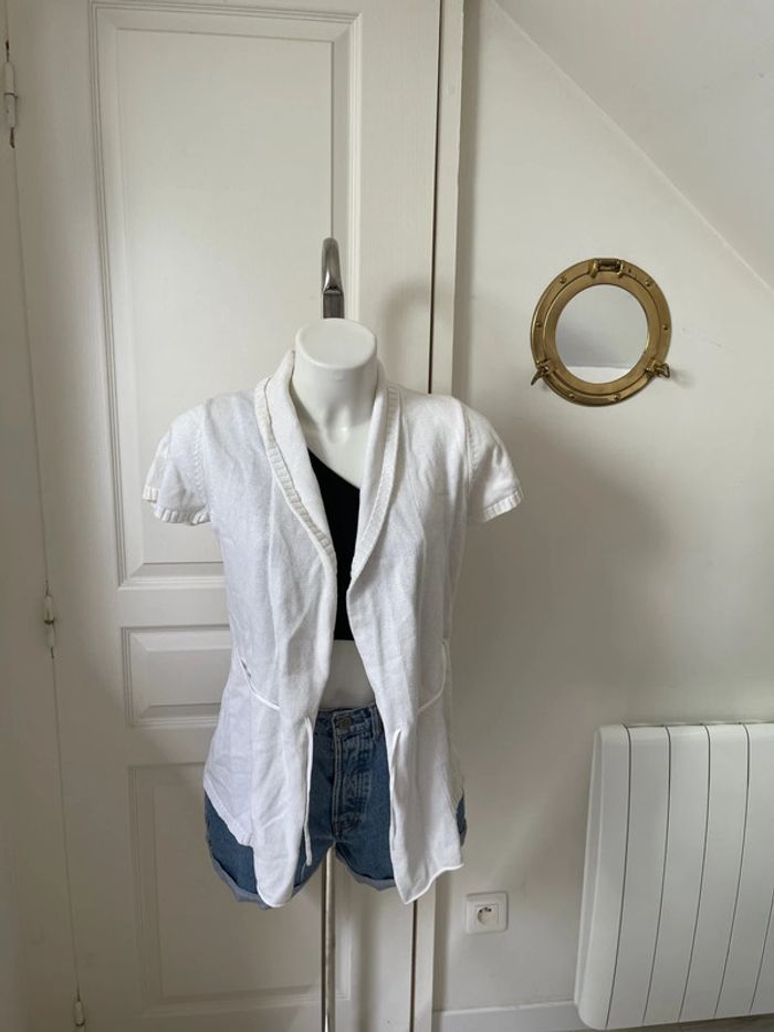 Gilet blanc - photo numéro 2