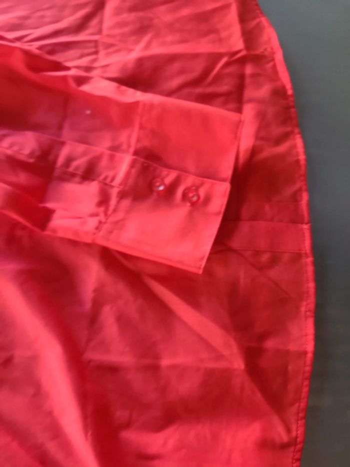 Chemise rouge - photo numéro 4