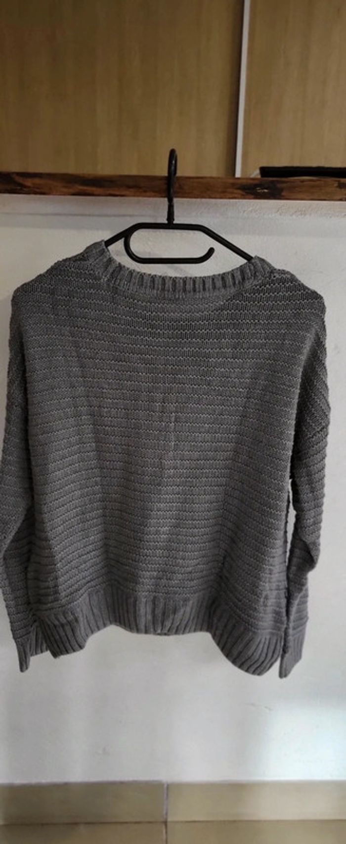 Pull H&M gris - photo numéro 4