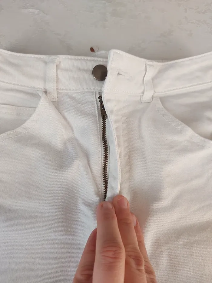 Short en jean blanc - photo numéro 3