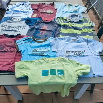 Lot de 10 t-shirts bébé 24 mois
