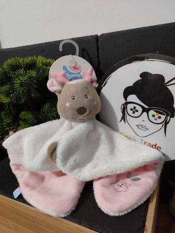 Doudou plat Renne Cerf Biche rose blanc marron sucre d'orge neuf fleur Faon 3189