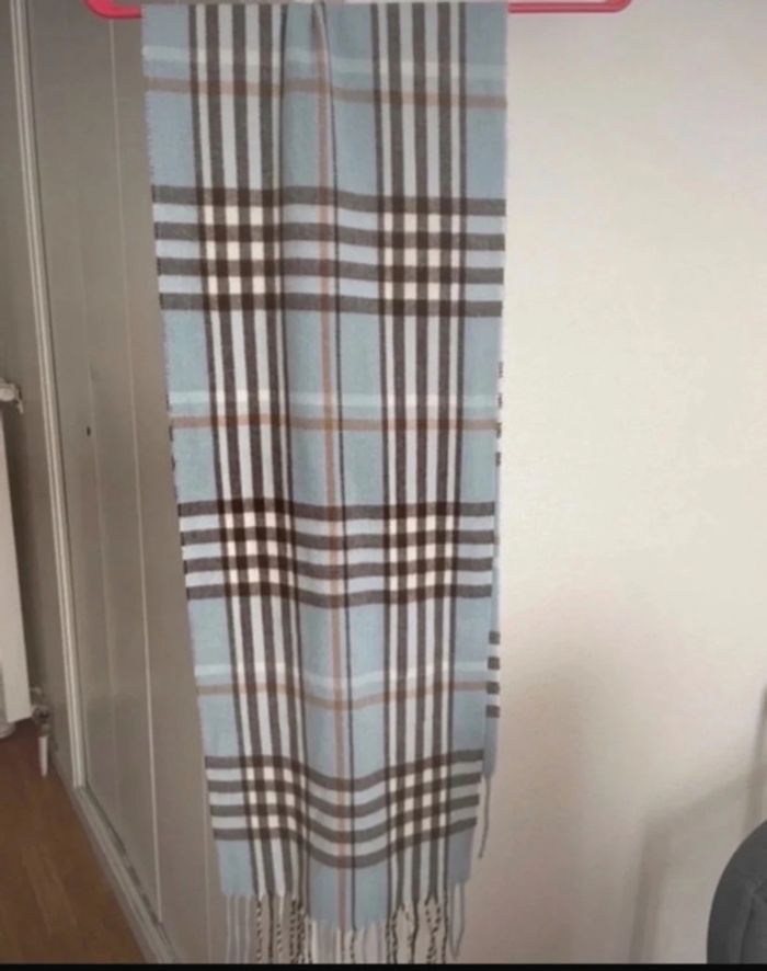 Très belle écharpe mixte 🧣