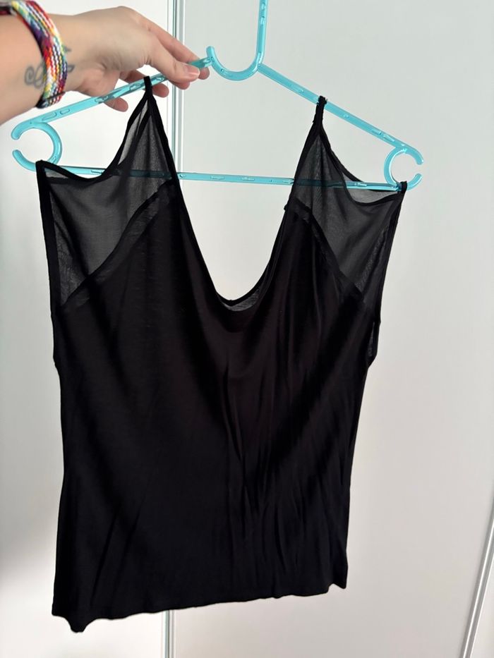 Haut léger épaules dénudés taille S - photo numéro 2
