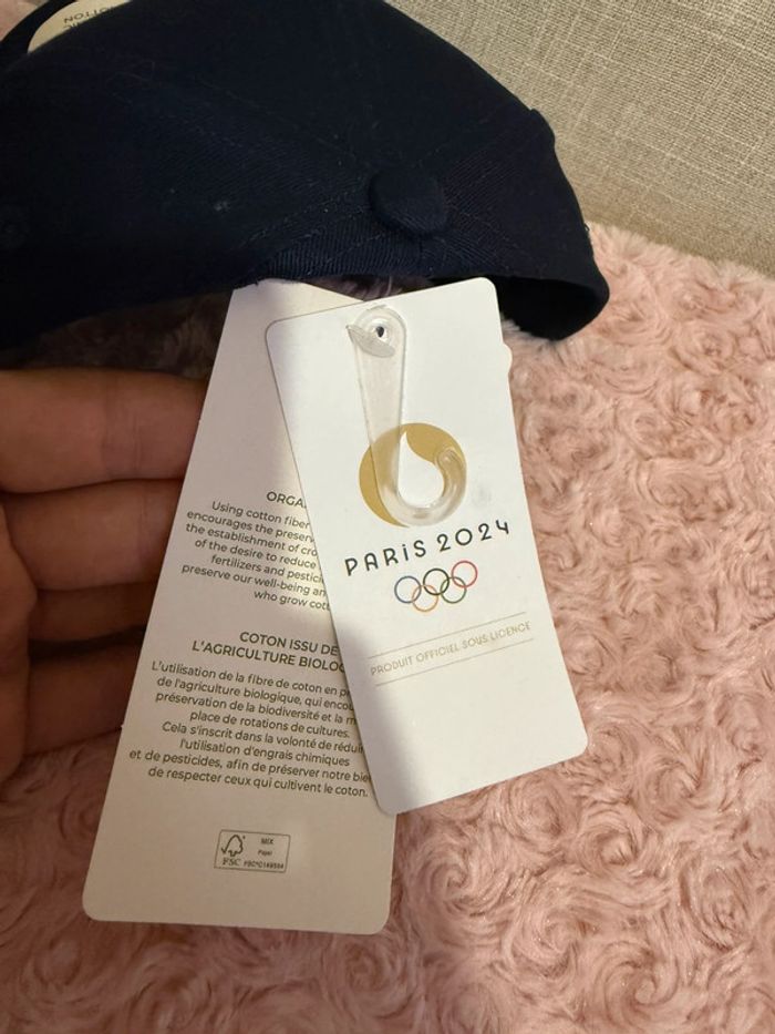 Casquette officiel jeux olympiques Paris 2024 neuve avec étiquette - photo numéro 4