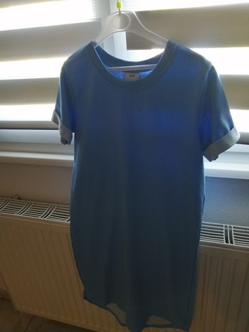 Vends robe bleue clair
