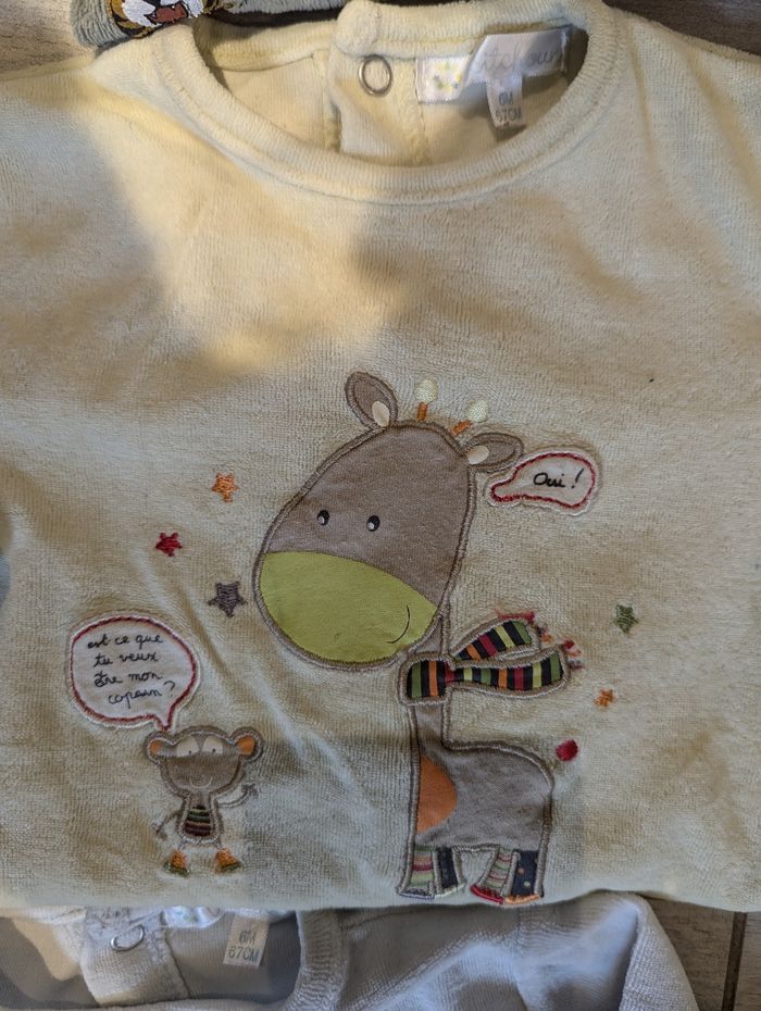 Lot 7 babygros velours 6 mois - photo numéro 5