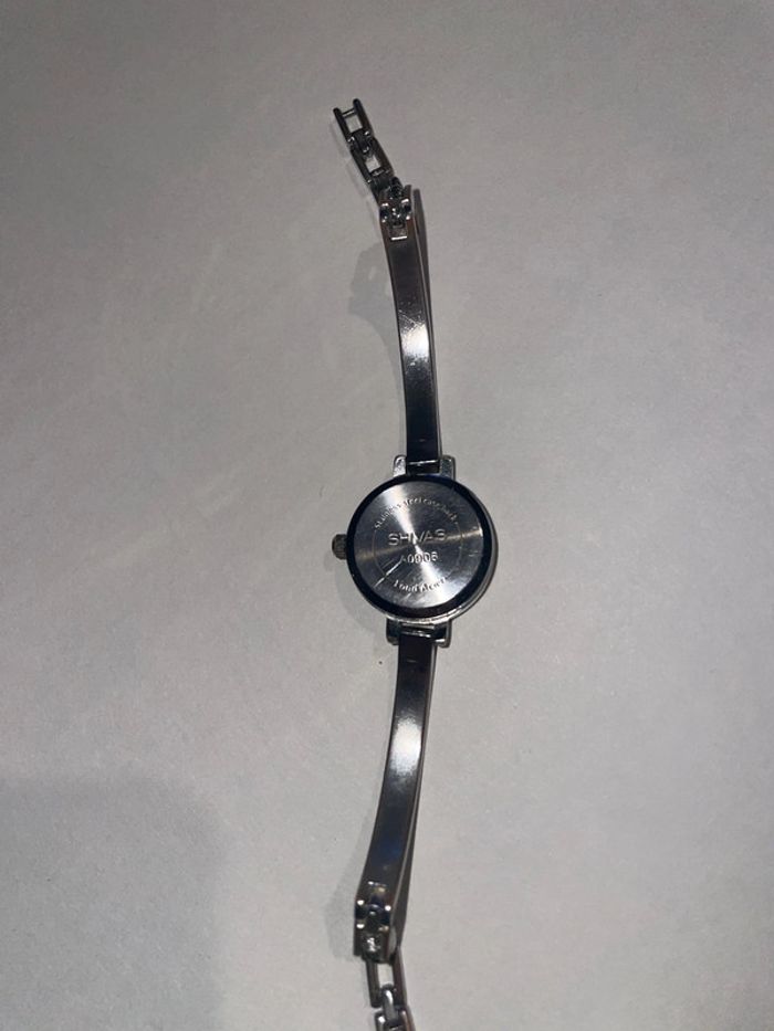 Montre élégante - photo numéro 6