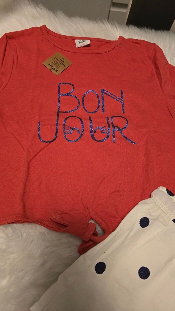Neuf (non porté)🤩🥰 pyjama 8 ans fille🤩🥰 - photo numéro 2