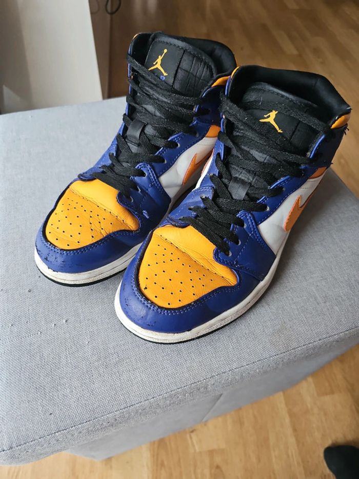 🔥Nike Air Jordan 1 Mid Lakers T.40 💫🏀