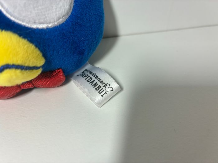 Peluche Porte clé / Keychain Hello Kitty Badtz-Maru 5TH Anniversaire - photo numéro 3