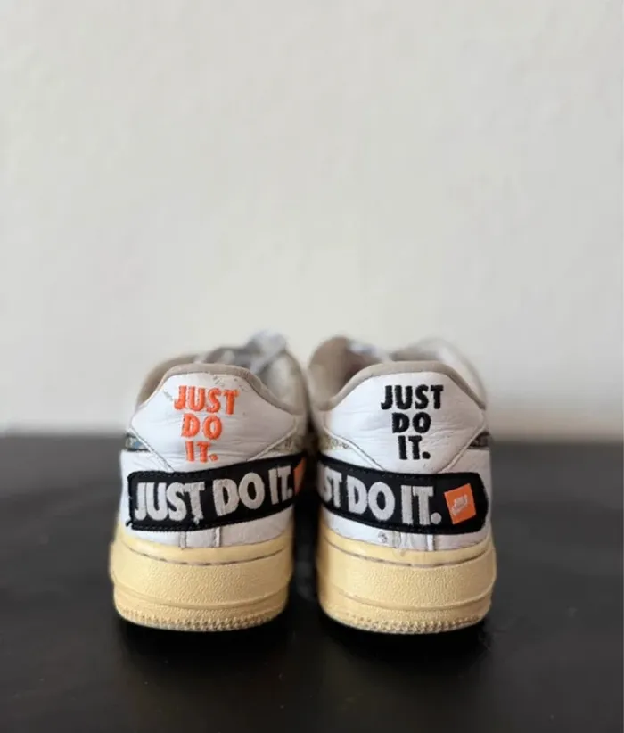 Nike Air Force 1 Just Do It Taille 37,5 - photo numéro 4