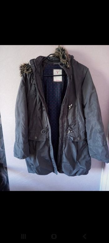 Mentau gris avec capuche