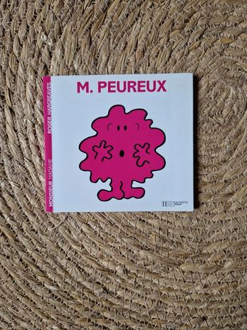Petit livre de poche Monsieur Peureux