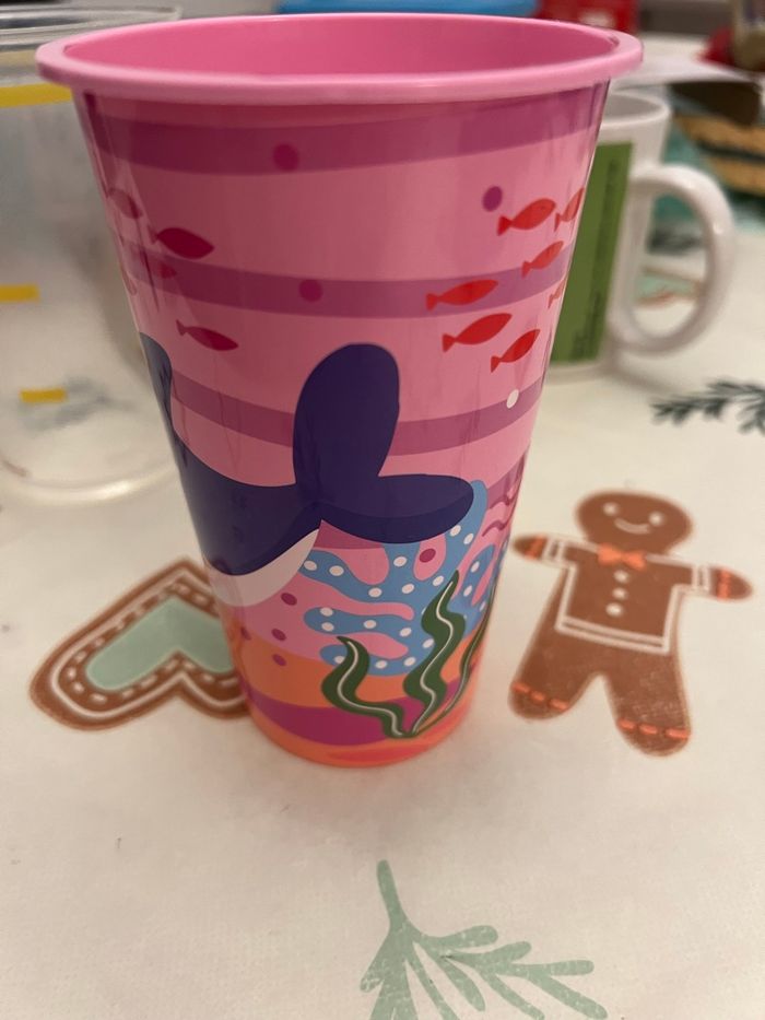 Grand verre Baby Shark - photo numéro 3