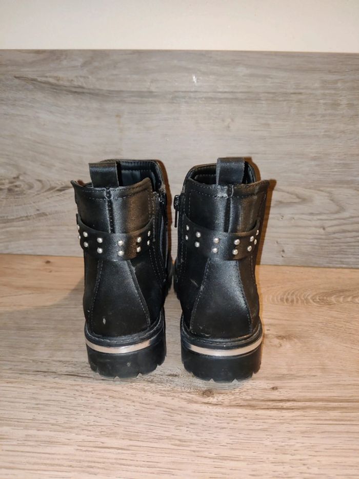 Bottines noires p32 - photo numéro 4