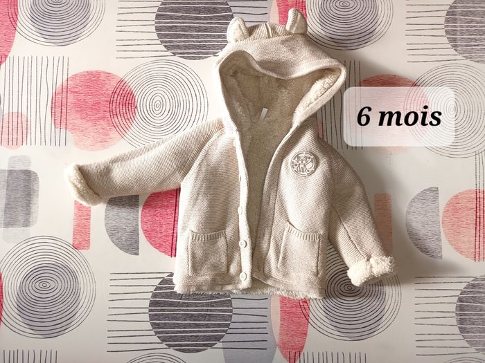 Veste fourrée mixte Taille 6 mois Neuve 30€ - photo numéro 2