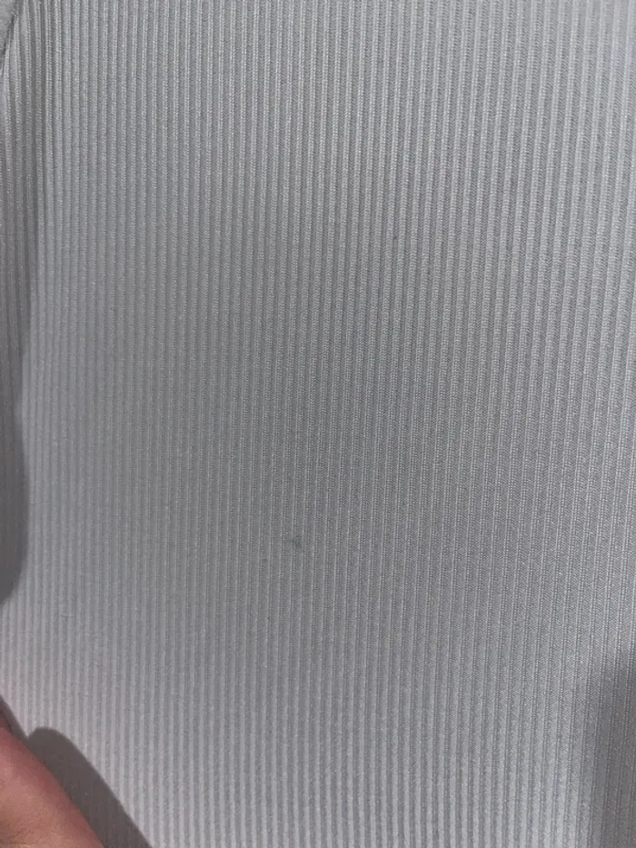 Top Blanc - photo numéro 2