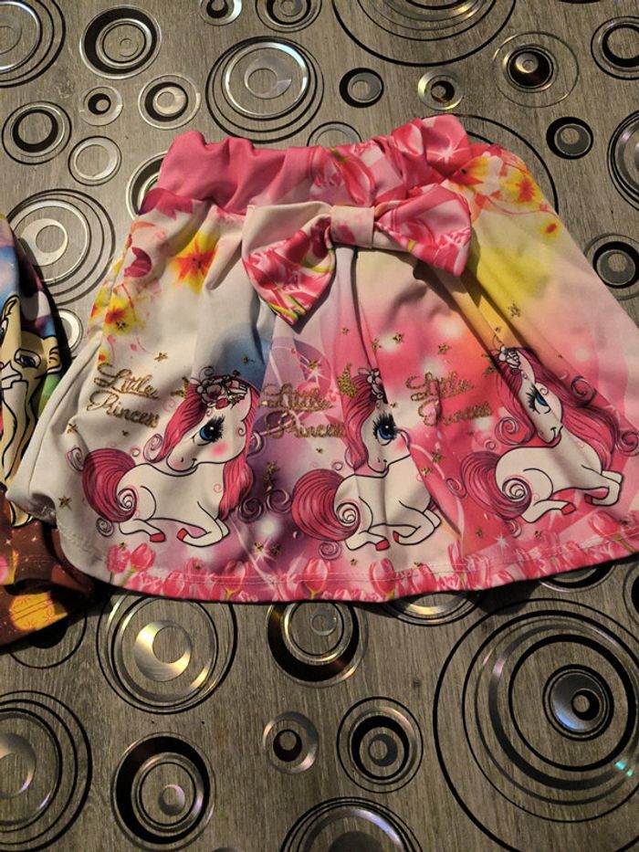 Deux jupes - photo numéro 4