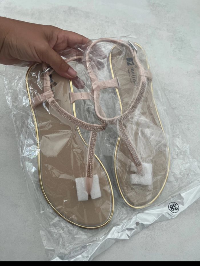 Sandales rose gold et blanches Shein - photo numéro 9