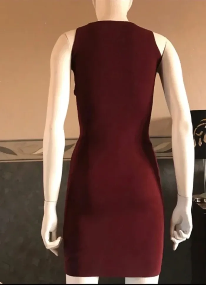 Robe moulante bordeau taille S 👗 - photo numéro 2
