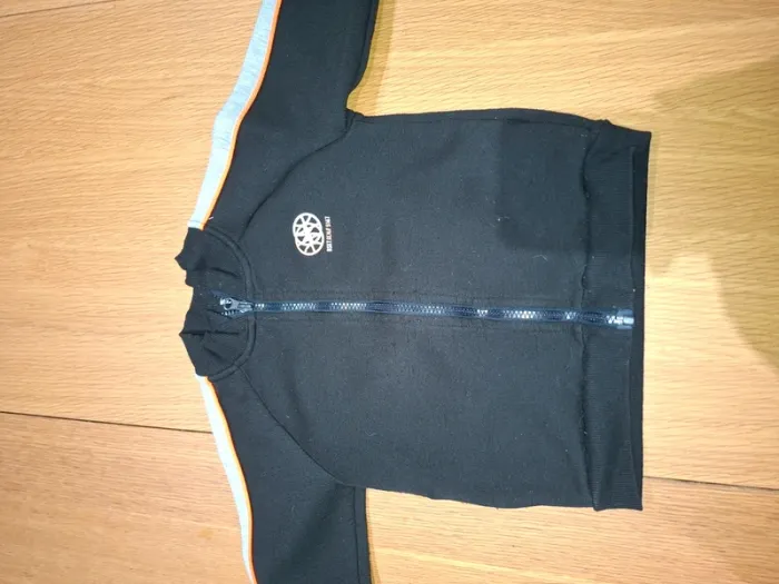 Lot pull et gilet - photo numéro 9