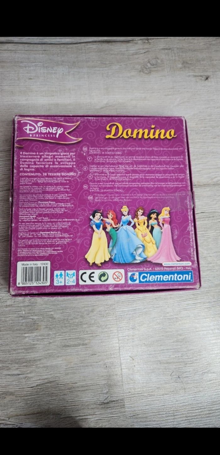 Dominos - photo numéro 2