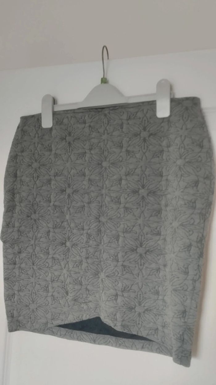 Jupe camaïeu 40 - photo numéro 2