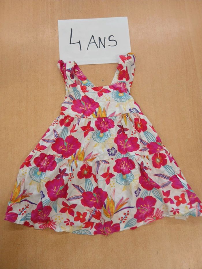 Robe fleurie